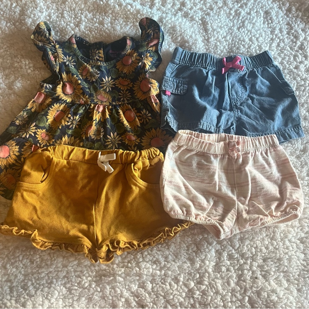 Baby Girl Clothes Bundle - Picture 3 of 7